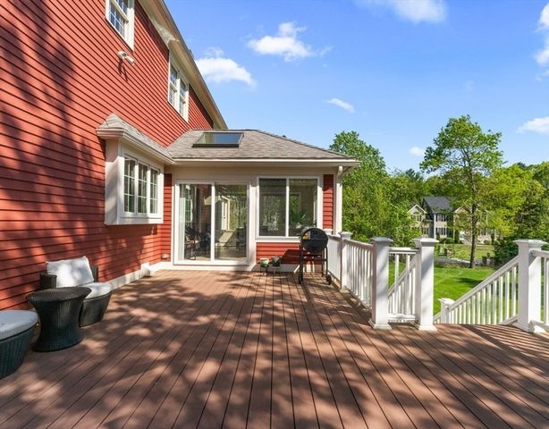231 Gulf St, Shrewsbury, MA 01545