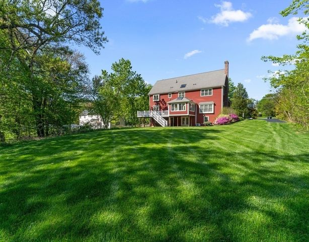 231 Gulf St, Shrewsbury, MA 01545