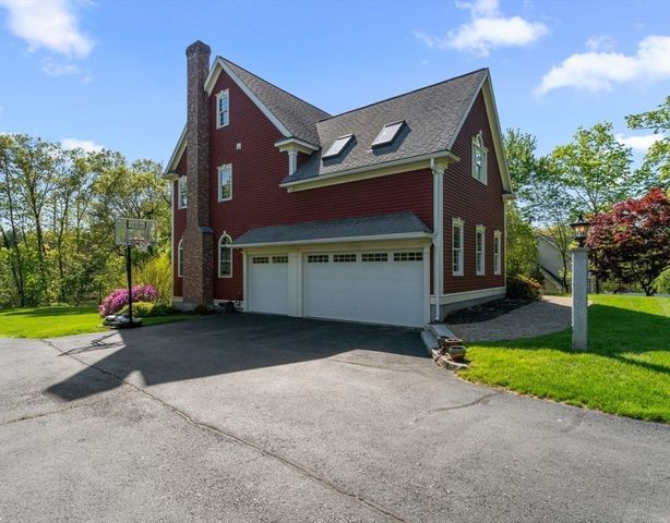 231 Gulf St, Shrewsbury, MA 01545