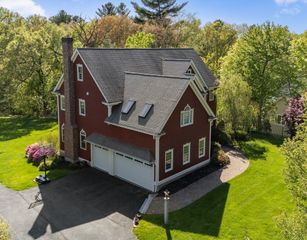 231 Gulf St, Shrewsbury, MA 01545