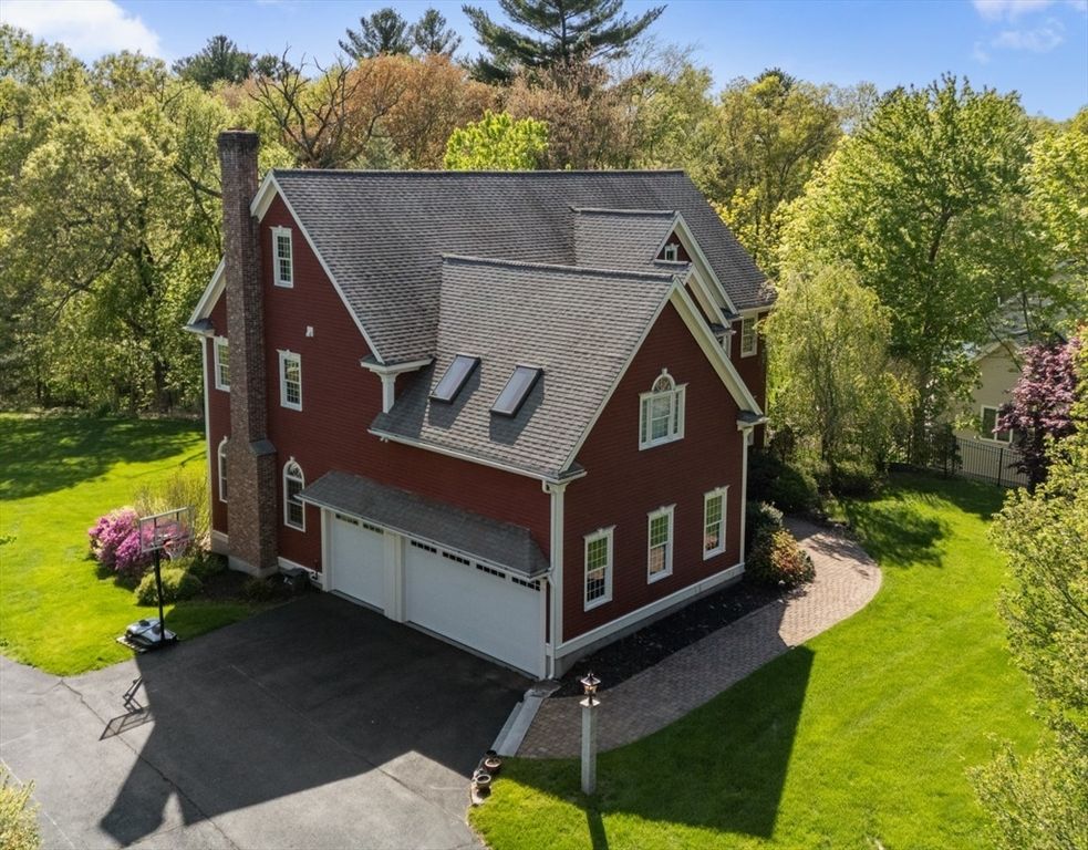 231 Gulf St, Shrewsbury, MA 01545