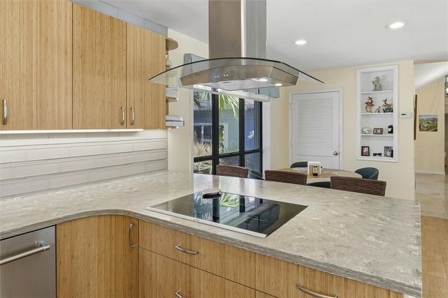 590 11th Avenue, Vero Beach, FL 32962