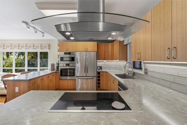 590 11th Avenue, Vero Beach, FL 32962