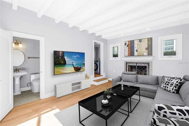 2410 COFFEE POT BOULEVARD NE, St Petersburg, FL 33704