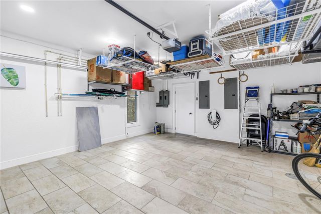 2410 COFFEE POT BOULEVARD NE, St Petersburg, FL 33704