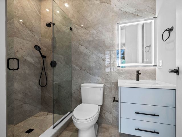 108 Woodbine Circle, Needham, MA 02494