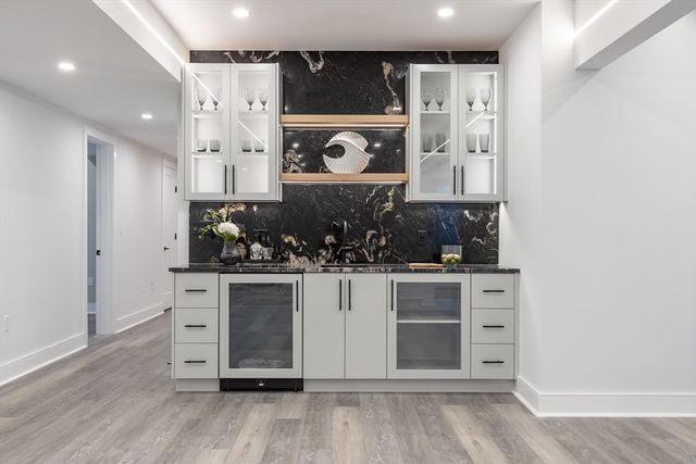 108 Woodbine Circle, Needham, MA 02494