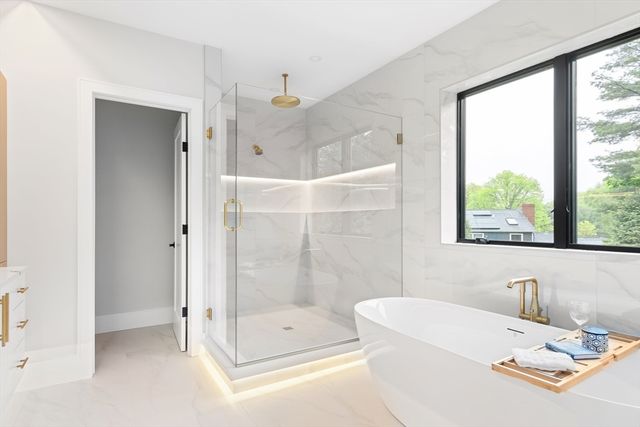 108 Woodbine Circle, Needham, MA 02494