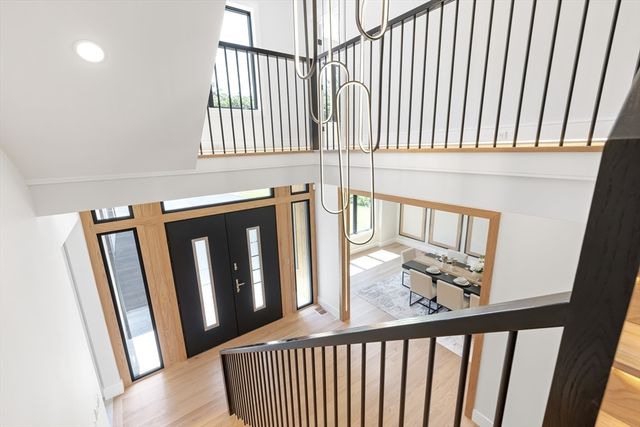 108 Woodbine Circle, Needham, MA 02494