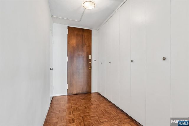 5 Horizon 1708, Fort Lee, NJ 07024