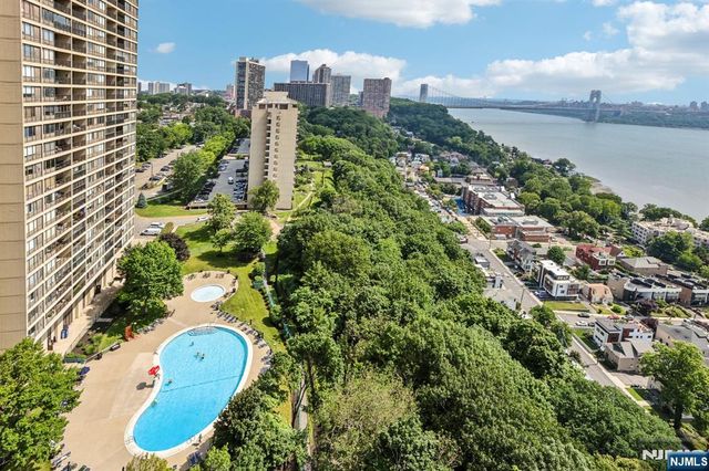 5 Horizon 1708, Fort Lee, NJ 07024