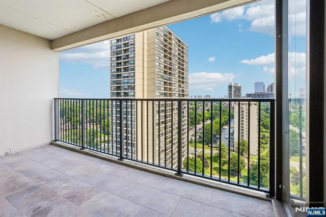 5 Horizon 1708, Fort Lee, NJ 07024