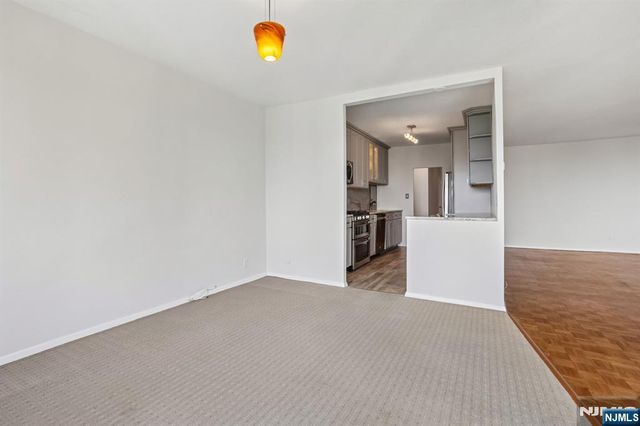 5 Horizon 1708, Fort Lee, NJ 07024