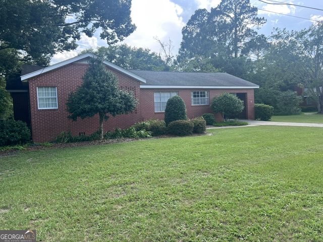 658 E Walnut Street, Jesup, GA 31546