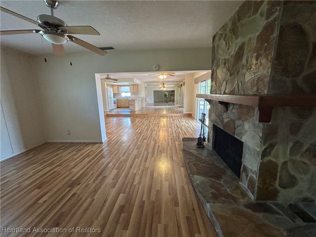 112 Loquat Road NE, Lake Placid, FL 33852