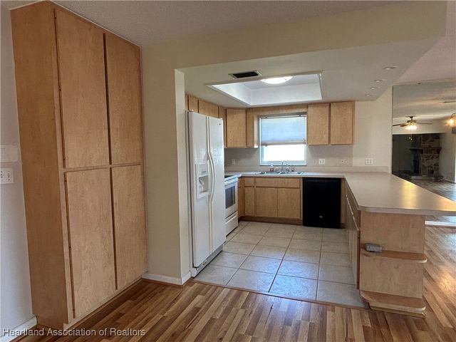 112 Loquat Road NE, Lake Placid, FL 33852