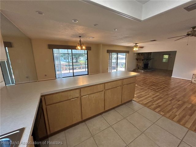 112 Loquat Road NE, Lake Placid, FL 33852