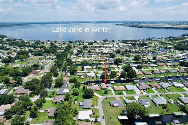 112 Loquat Road NE, Lake Placid, FL 33852