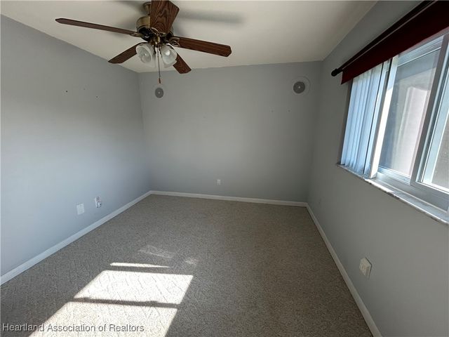 112 Loquat Road NE, Lake Placid, FL 33852
