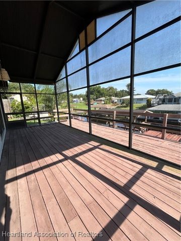 112 Loquat Road NE, Lake Placid, FL 33852