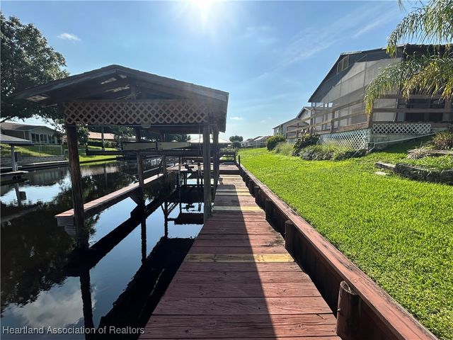 112 Loquat Road NE, Lake Placid, FL 33852