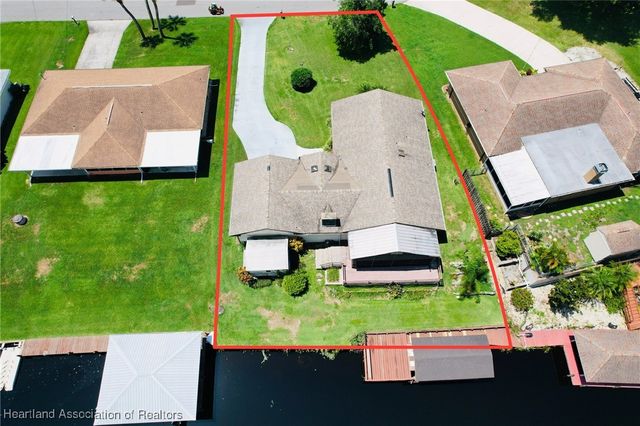112 Loquat Road NE, Lake Placid, FL 33852