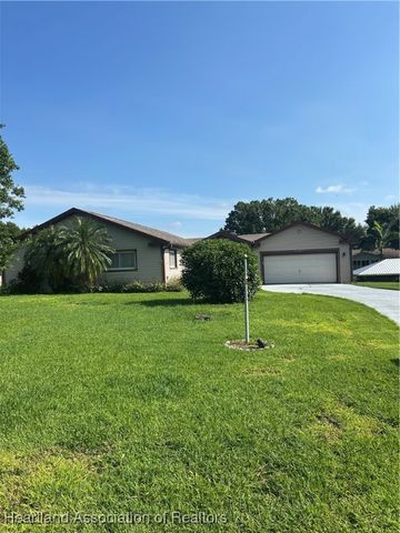 112 Loquat Road NE, Lake Placid, FL 33852