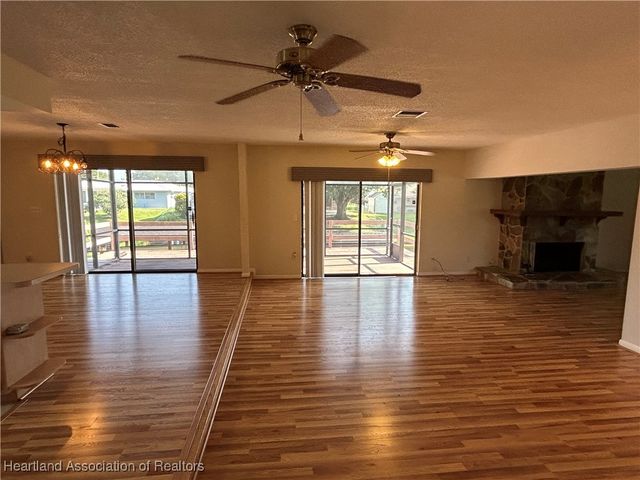 112 Loquat Road NE, Lake Placid, FL 33852