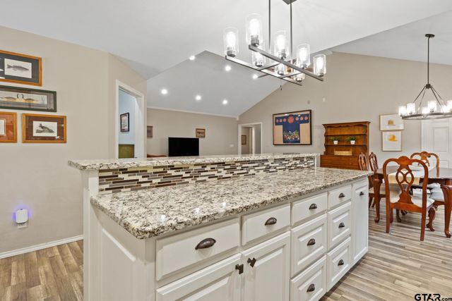 824 Jean Ray Court, Winnsboro, TX 75494