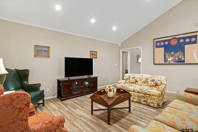 824 Jean Ray Court, Winnsboro, TX 75494