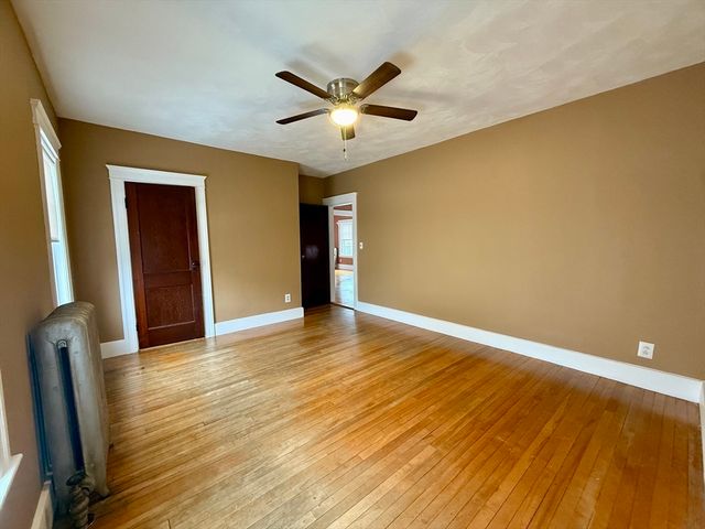 446 Chandler St 1, Worcester, MA 01602