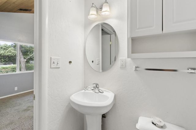 5503 Cypress Avenue, Carmichael, CA 95608