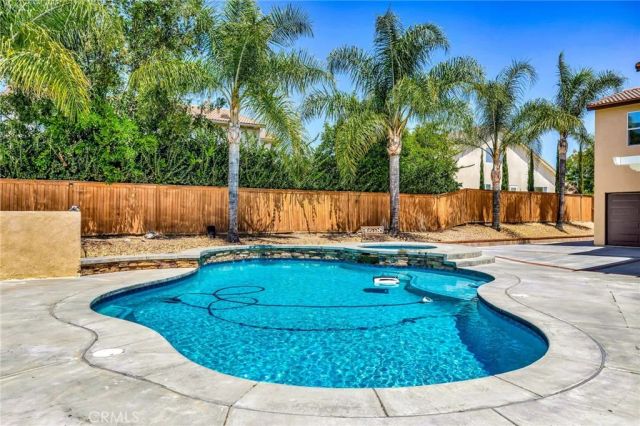 17603 Fan Palm, Riverside, CA 92503