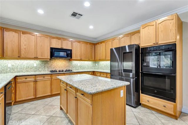17603 Fan Palm, Riverside, CA 92503