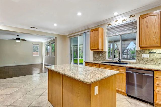 17603 Fan Palm, Riverside, CA 92503