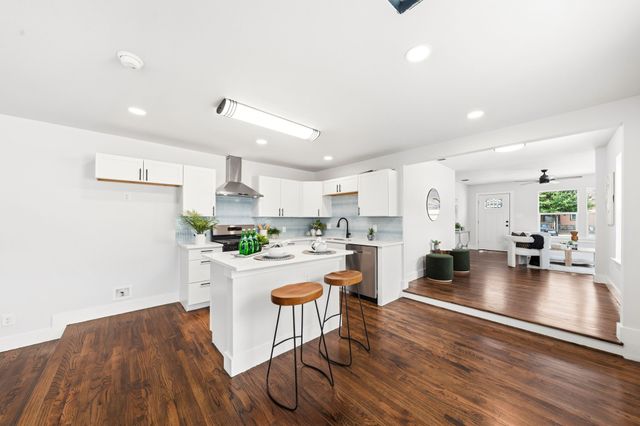 1218 Tarpley Avenue, Dallas, TX 75211