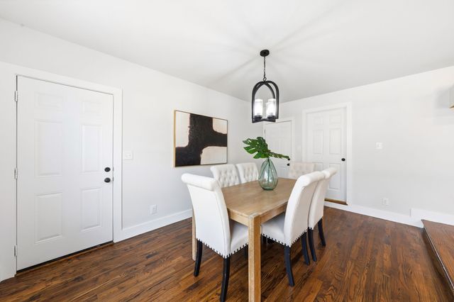 1218 Tarpley Avenue, Dallas, TX 75211