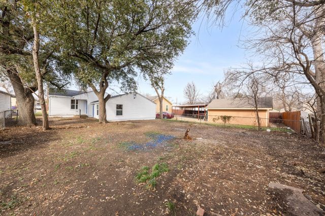 1218 Tarpley Avenue, Dallas, TX 75211