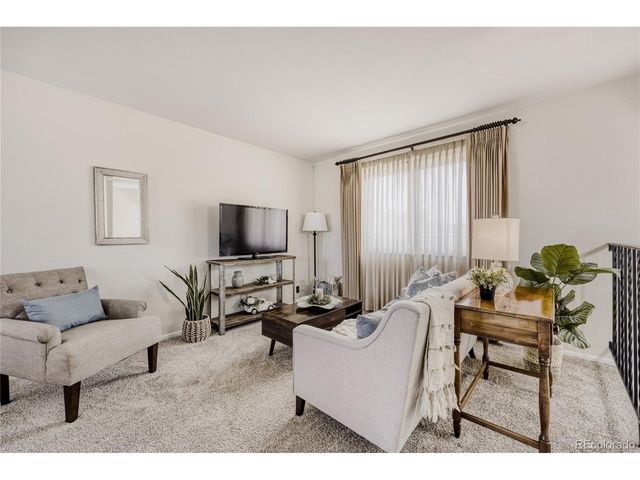 10713 Owens St, Broomfield, CO 80021