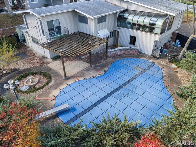 11814 Claychester Drive, Des Peres, MO 63131