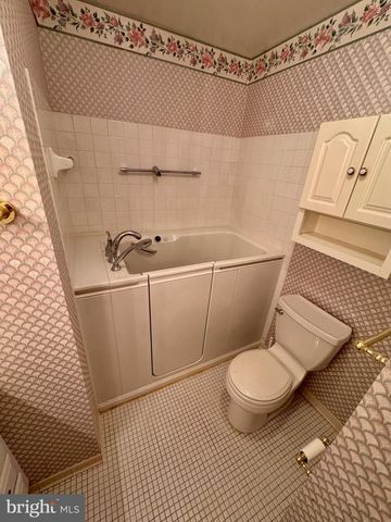 8016 ROCKWOOD CT, Springfield, VA 22153