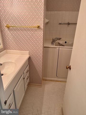 8016 ROCKWOOD CT, Springfield, VA 22153