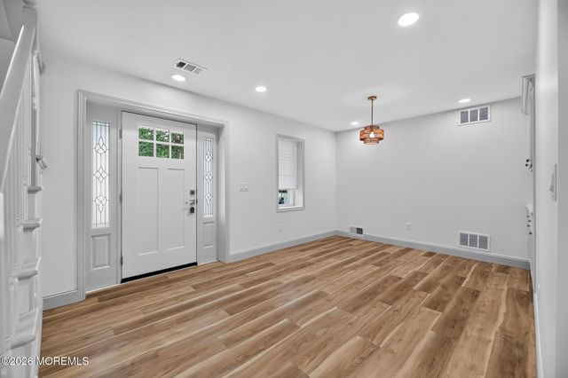 29 Ravenwood Boulevard, Barnegat, NJ 08005