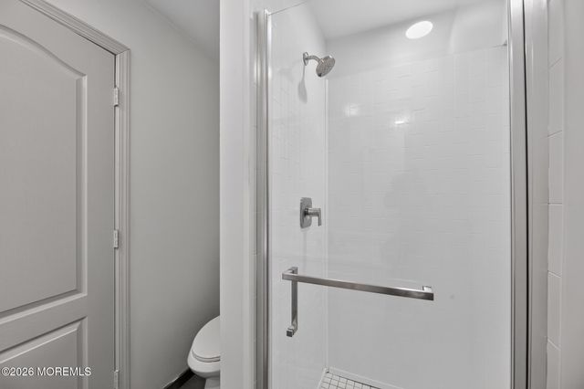29 Ravenwood Boulevard, Barnegat, NJ 08005