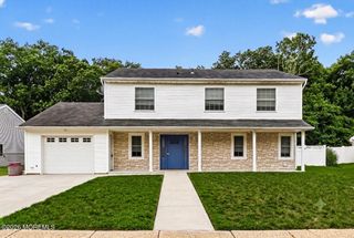 29 Ravenwood Boulevard, Barnegat, NJ 08005