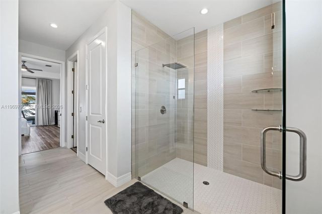 1017 NW 15th Ter, Cape Coral, FL 33993