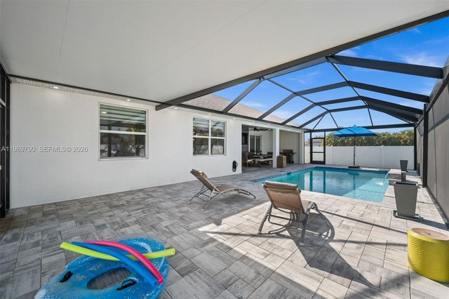 1017 NW 15th Ter, Cape Coral, FL 33993