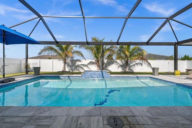 1017 NW 15th Ter, Cape Coral, FL 33993