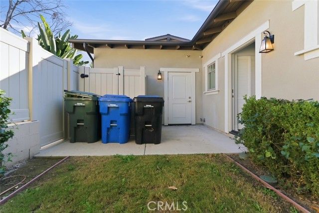 437 W Palm Avenue A, Monrovia, CA 91016