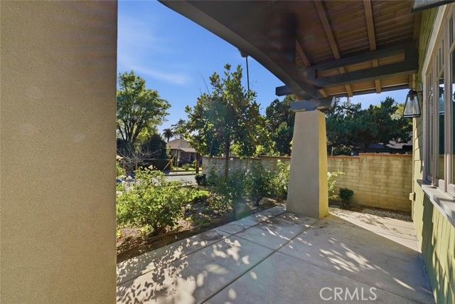 437 W Palm Avenue A, Monrovia, CA 91016